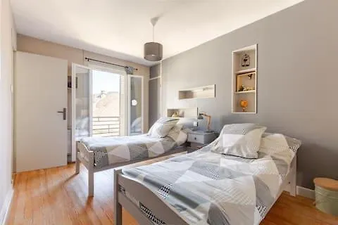 Maison De Ville Avec Garage Et Terrasse ルルド 0*,